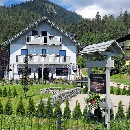 Haus Karina Гостевой дом
