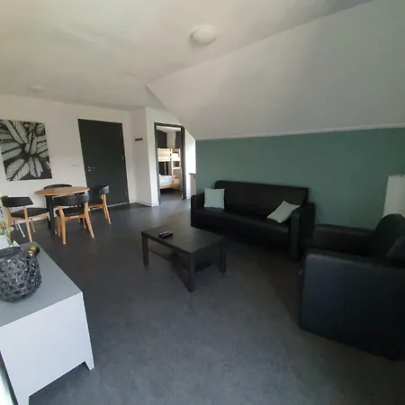 Πανσιόν Haus Karina Bad Mitterndorf